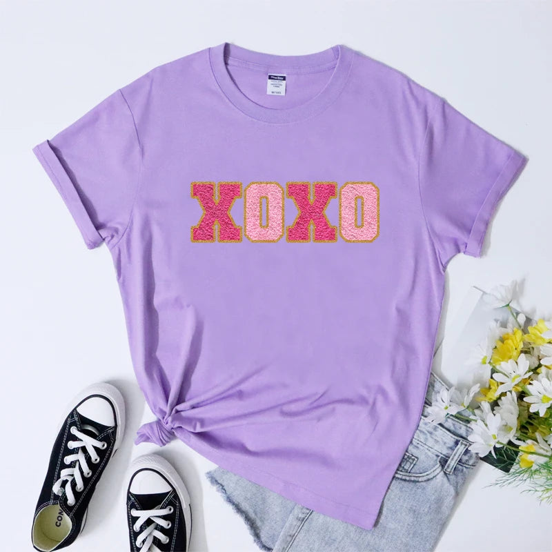 Trendy Valentines Day XOXO Patch Print T-Shirt: - Luxepulse