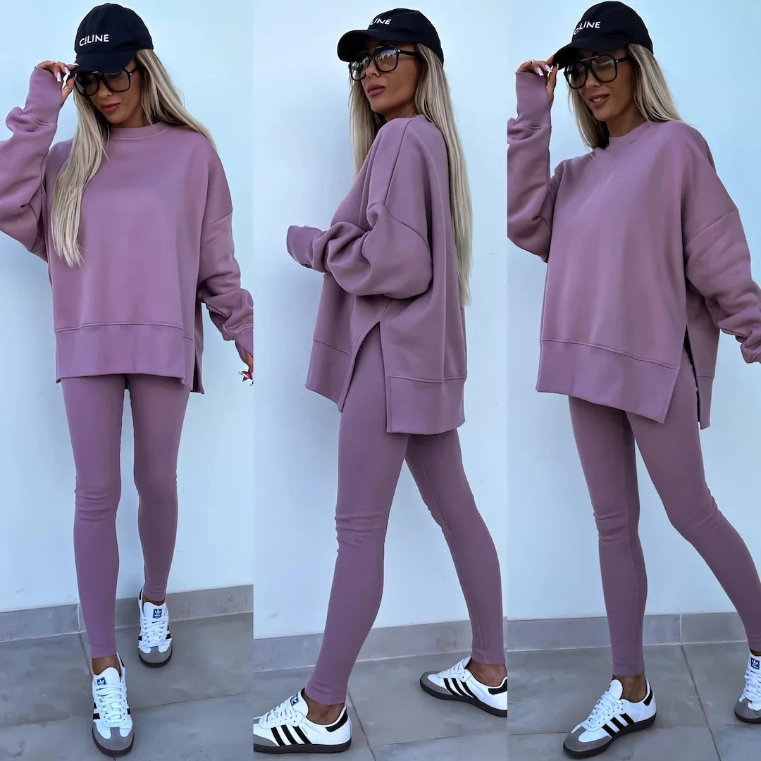 Trendy Two-Piece Tracksuit – Comfortable & Stylish - Luxepulse