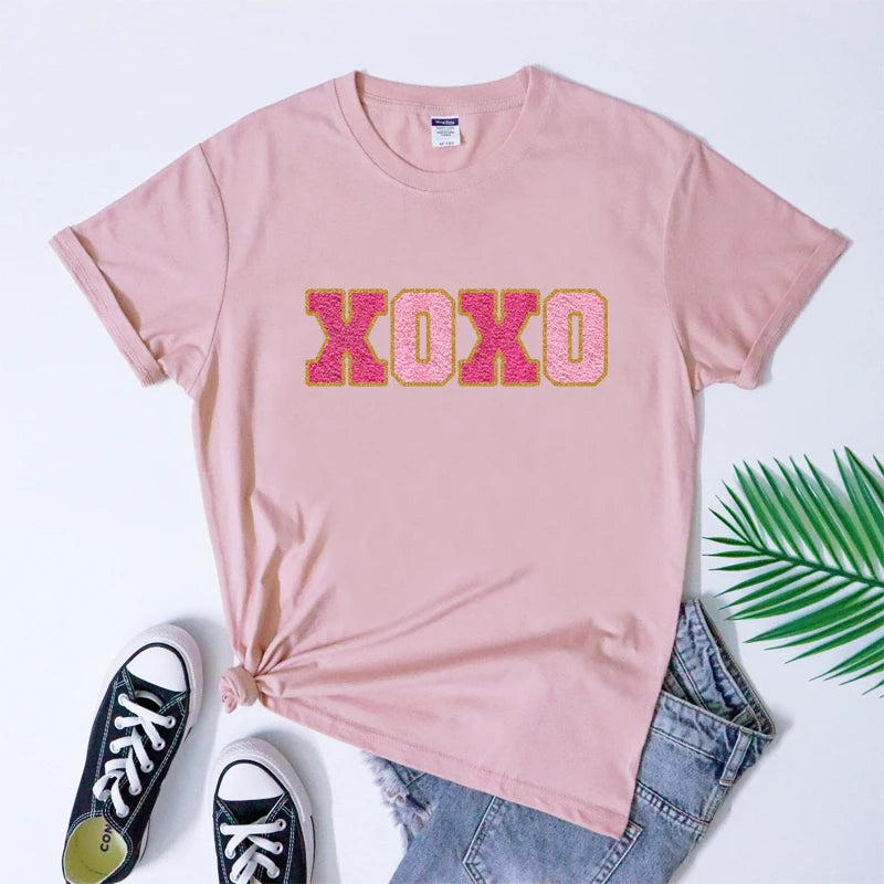 Trendy Valentines Day XOXO Patch Print T-Shirt: - Luxepulse