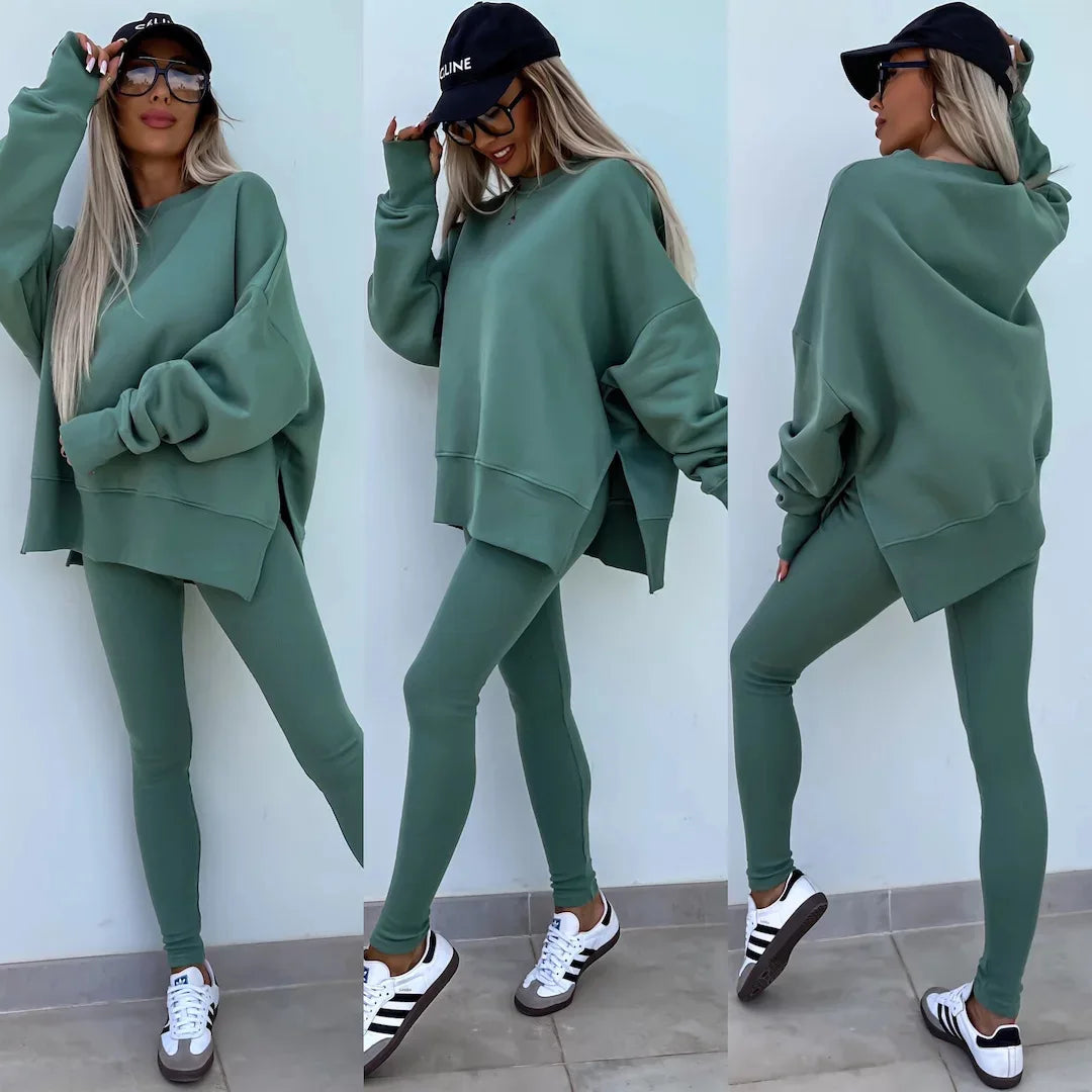 Trendy Two-Piece Tracksuit – Comfortable & Stylish - Luxepulse