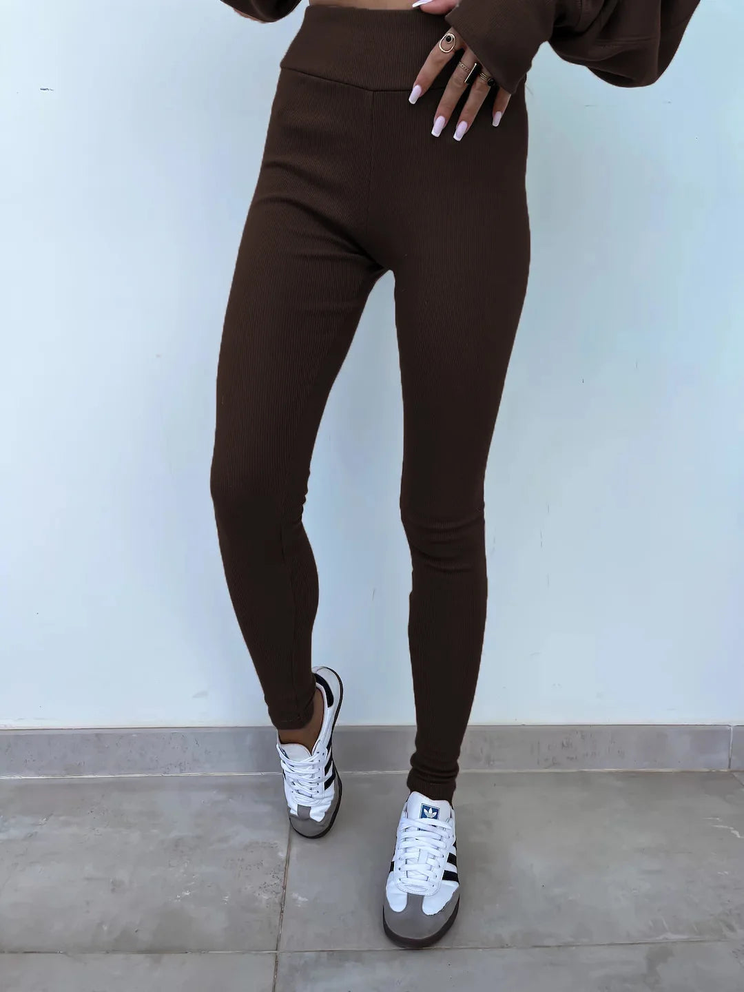 Trendy Two-Piece Tracksuit – Comfortable & Stylish - Luxepulse