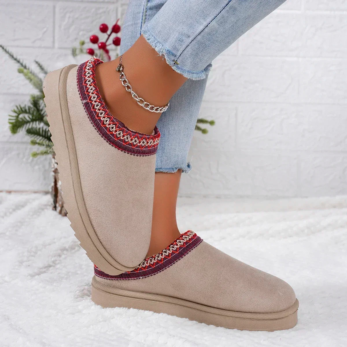 Cozy Snow Cashmere Winter Boots – Warm, Heel-Free, Plush Comfort - Luxepulse